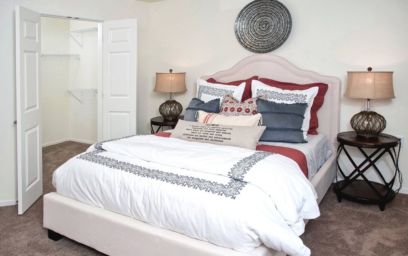 Solstice of Mesa_Sample Bedroom